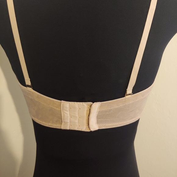 SOLD Natori Calais convertible strapless bra - Picture 8 of 8